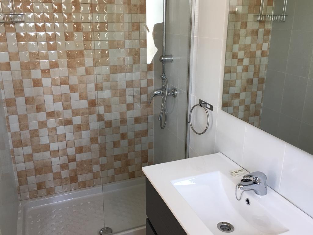 Apartamentos Carmen Teresa Torremolinos Exterior foto